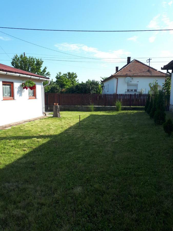 Csónakos Hétvégi ház